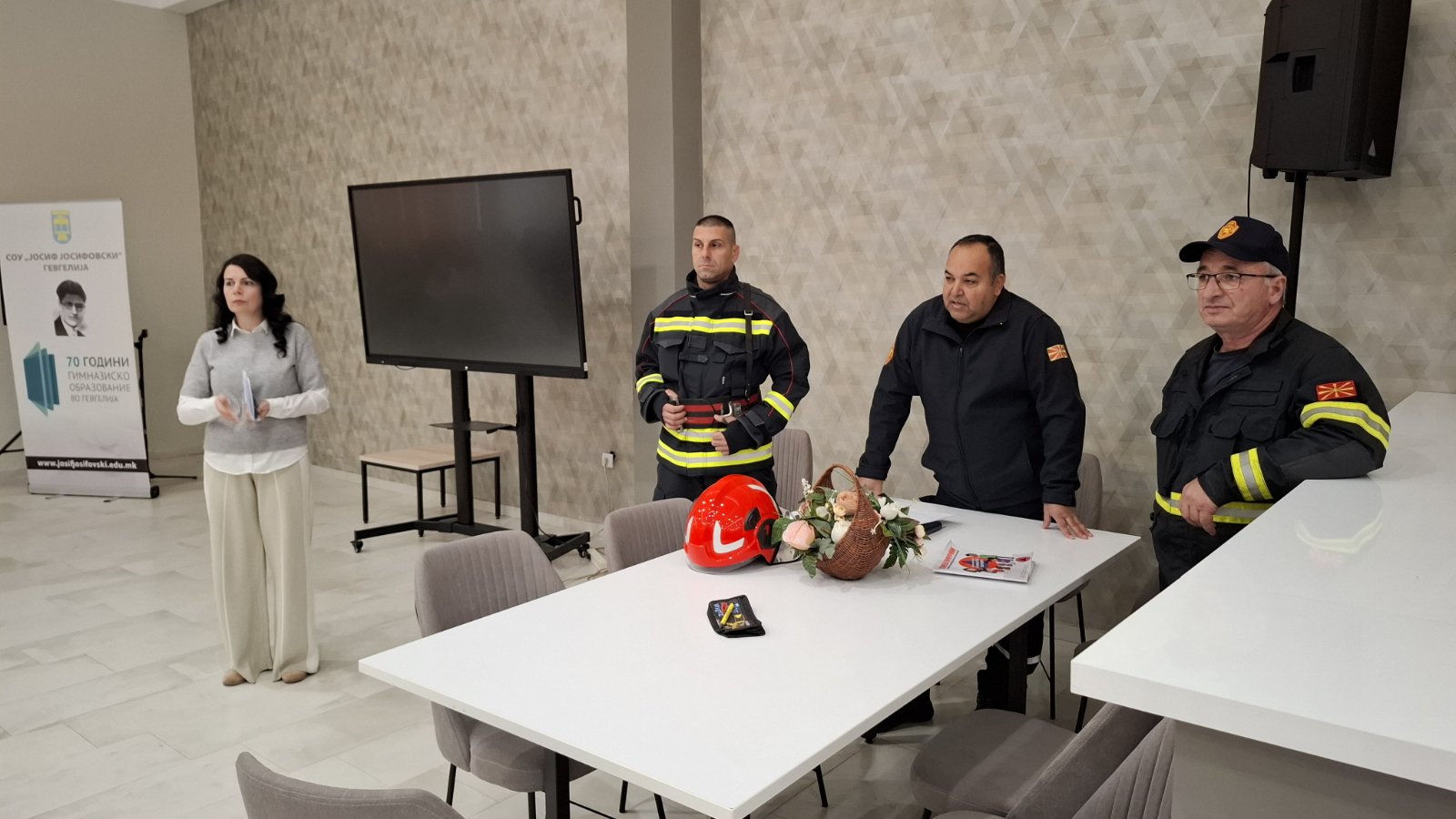 Едукативна сесија со пожарникари